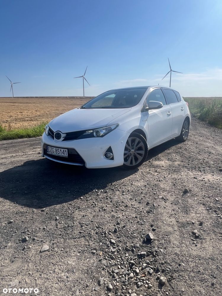 Toyota Auris - 1