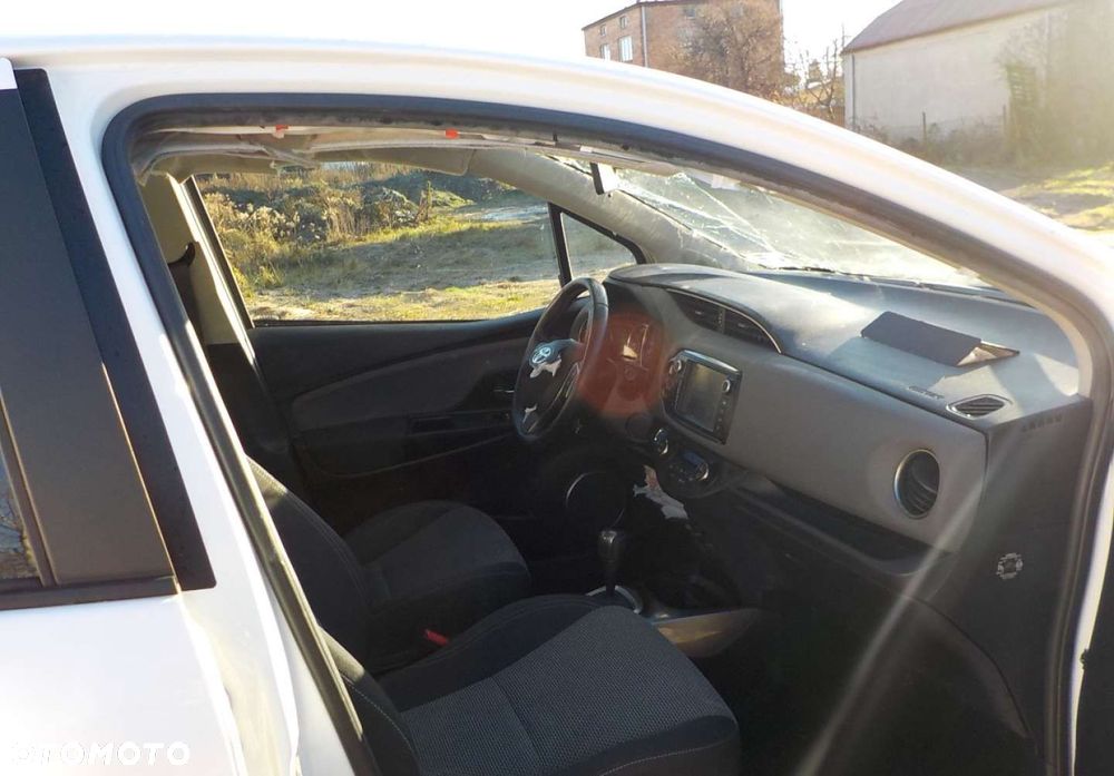 Toyota Yaris - 19