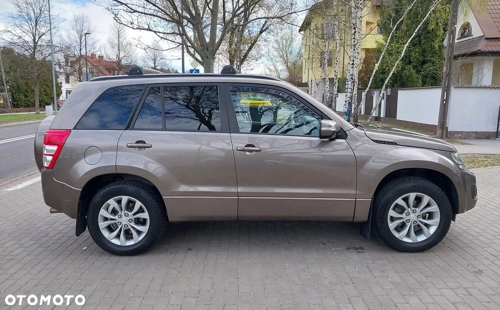Suzuki Grand Vitara 2.4 Premium EU5 - 18