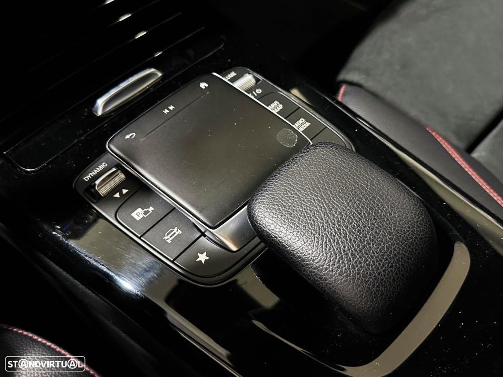 Mercedes-Benz A 250 e 8G-DCT Edition AMG Line - 42