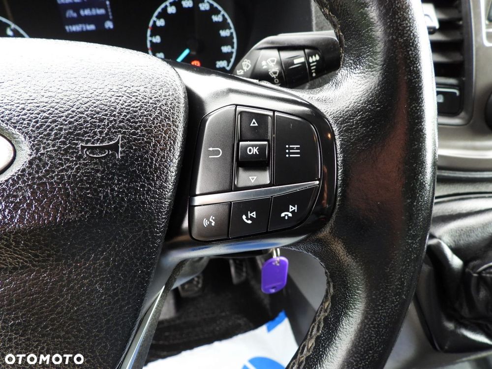 Ford TRANSIT  PLANDEKA 8 PALET TEMPOMAT LEDY BLIŹNIACZE KOŁA KLIMATYZACJA  130KM - 33