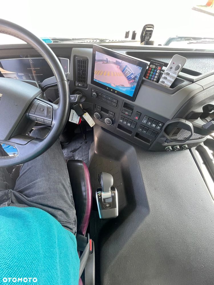 Volvo FM 4x2 460 KM - 9