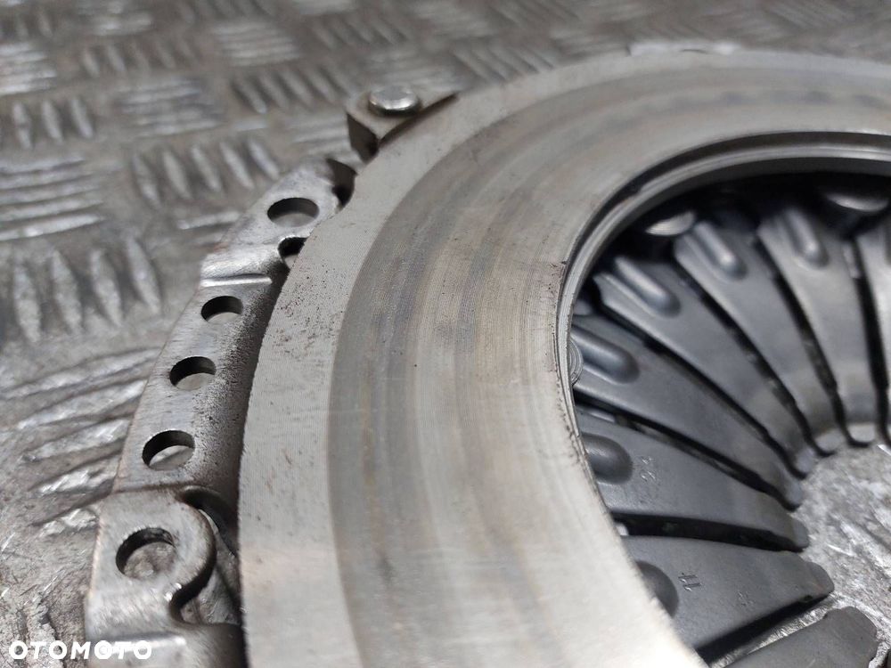 KOŁO DWUMASOWE + TARCZA + DOCISK + ŁOŻYSKO AUDI A4 B5 1.6 8V 058105266 - 8