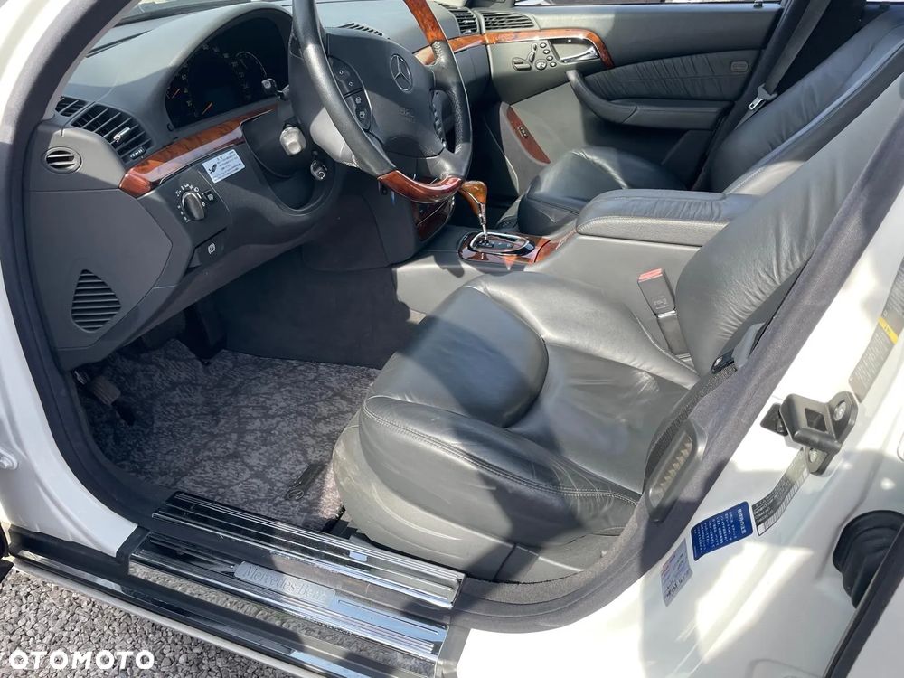 Mercedes-Benz Klasa S 500 4Matic - 16
