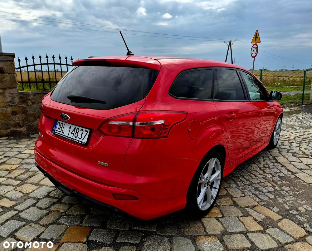 Ford Focus 1.0 EcoBoost ST-Line Red ASS - 4