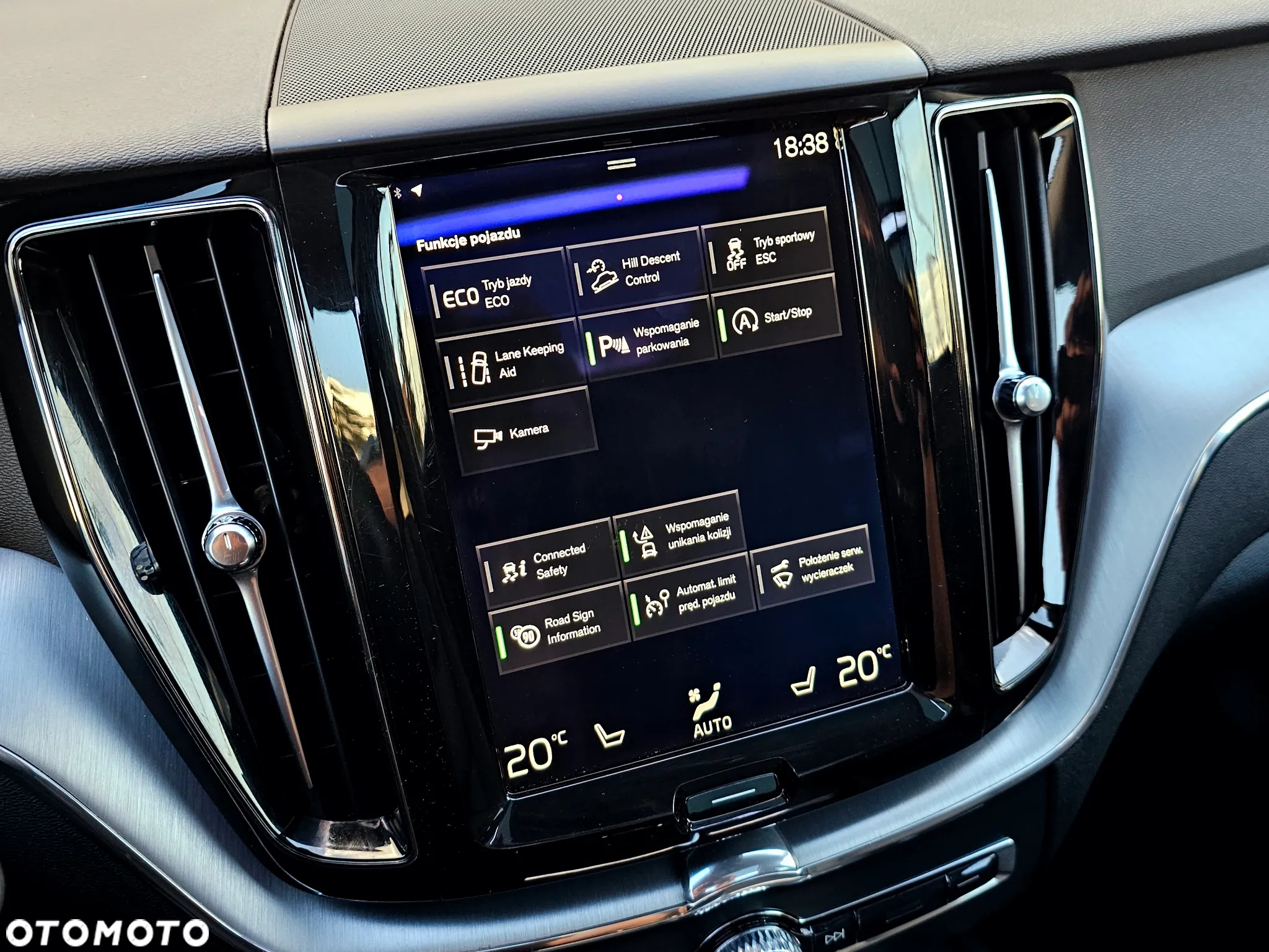 Volvo XC 60 D4 AWD Geartronic Momentum - 38