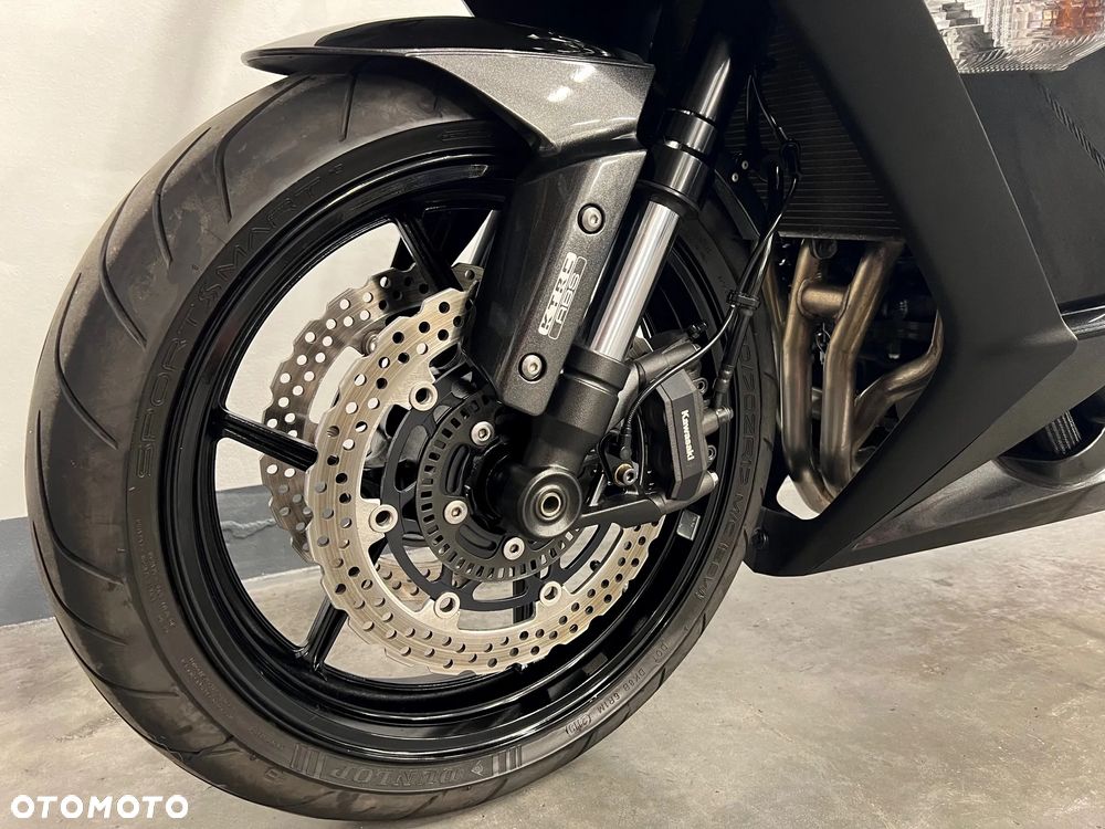 Kawasaki Z - 7