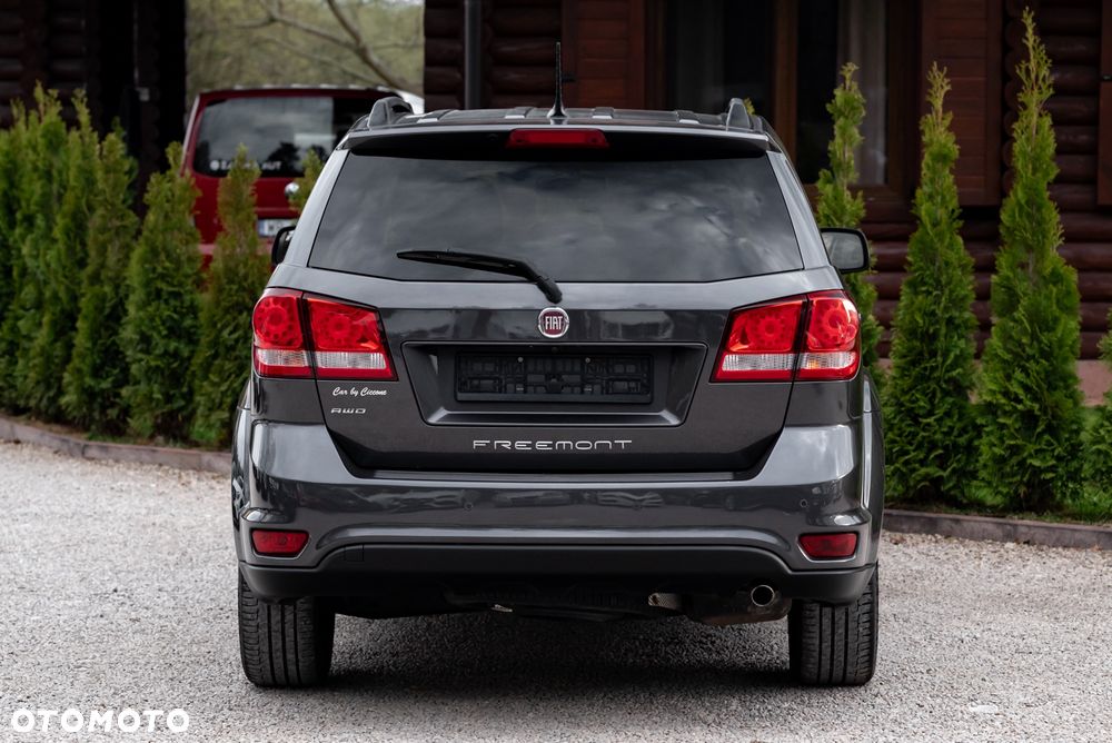 Fiat Freemont 2.0 Multijet 16V DPF Automatik Allrad Black Code - 8