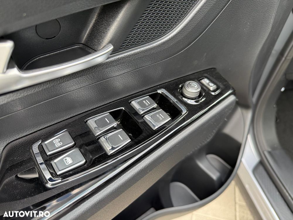 SsangYong Korando 1.5 GDI Turbo AT Business Edition - 11