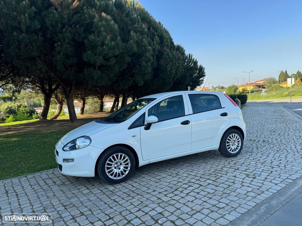 Fiat Punto 1.3 M-Jet Lounge S&S - 20