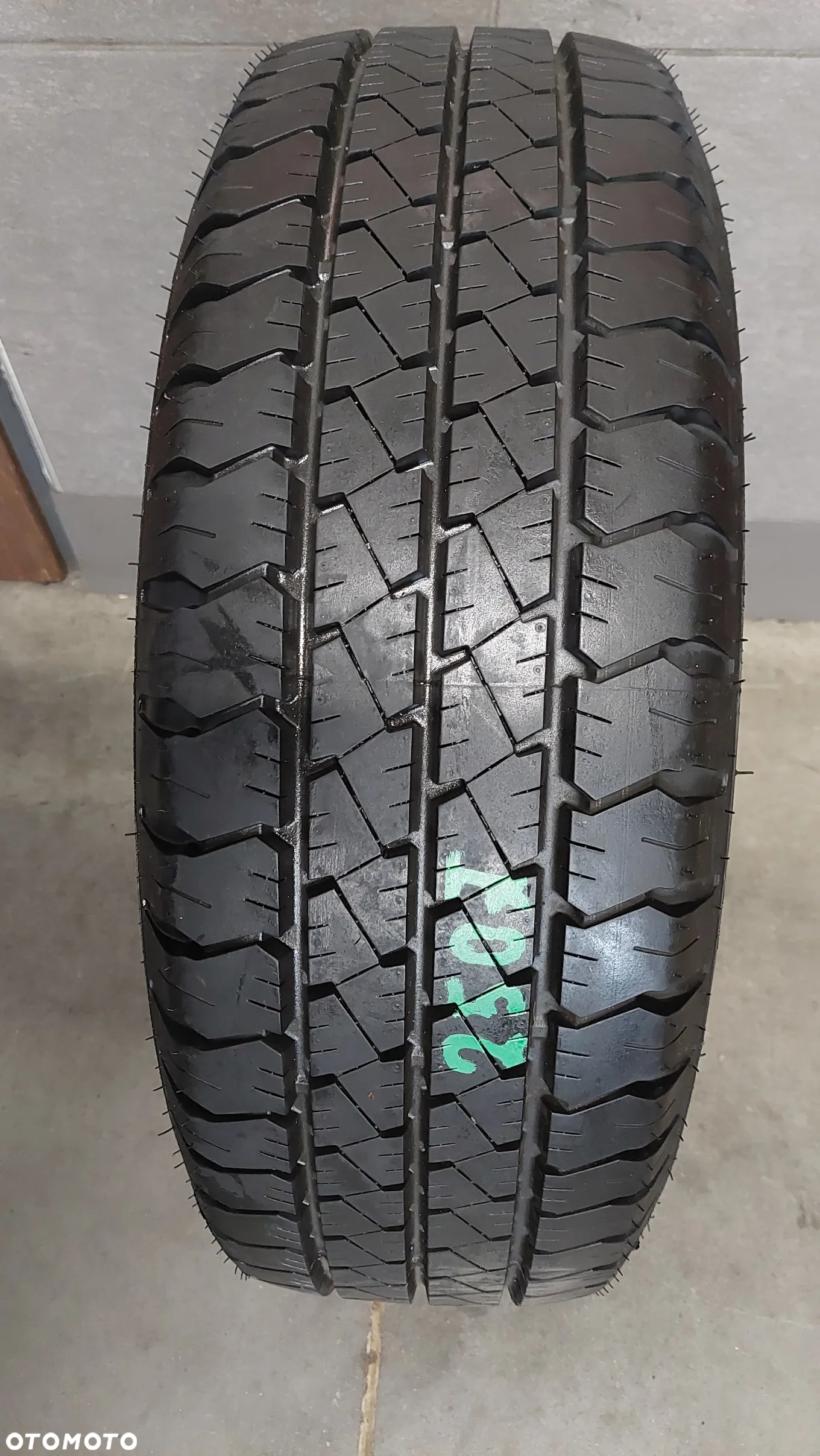 OPONA NOWA, NIE JEŻDŻONA GOODYEAR CARGO26 ROK OPONY 2009 215/65 R16C BIEŻNIK OPONY 9mm - 4