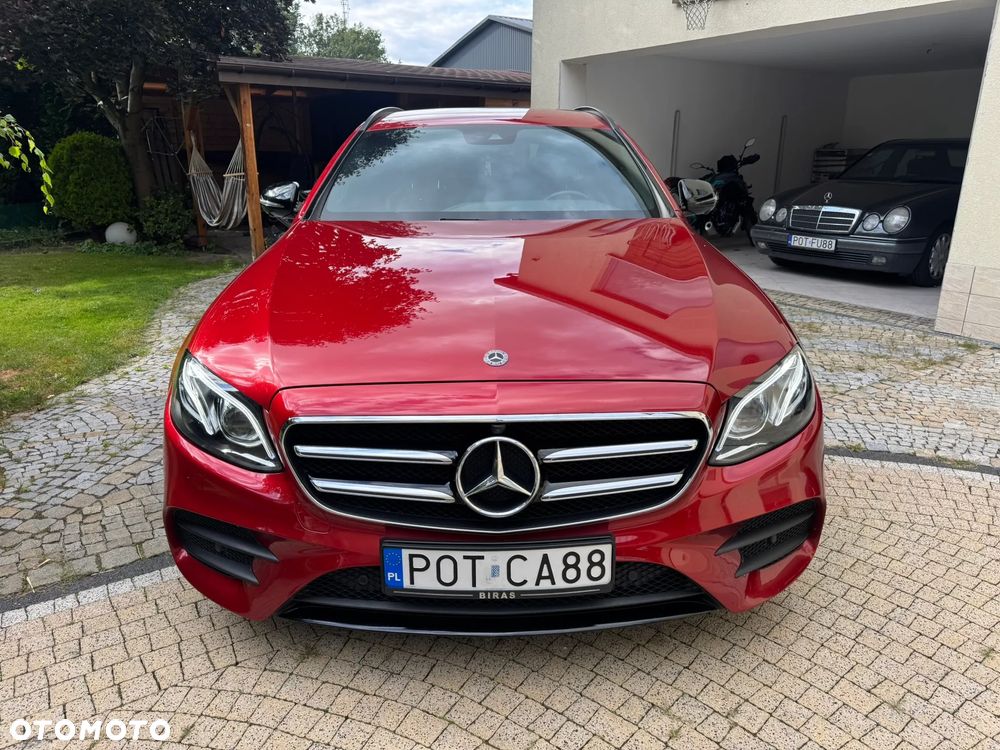 Mercedes-Benz Klasa E - 19