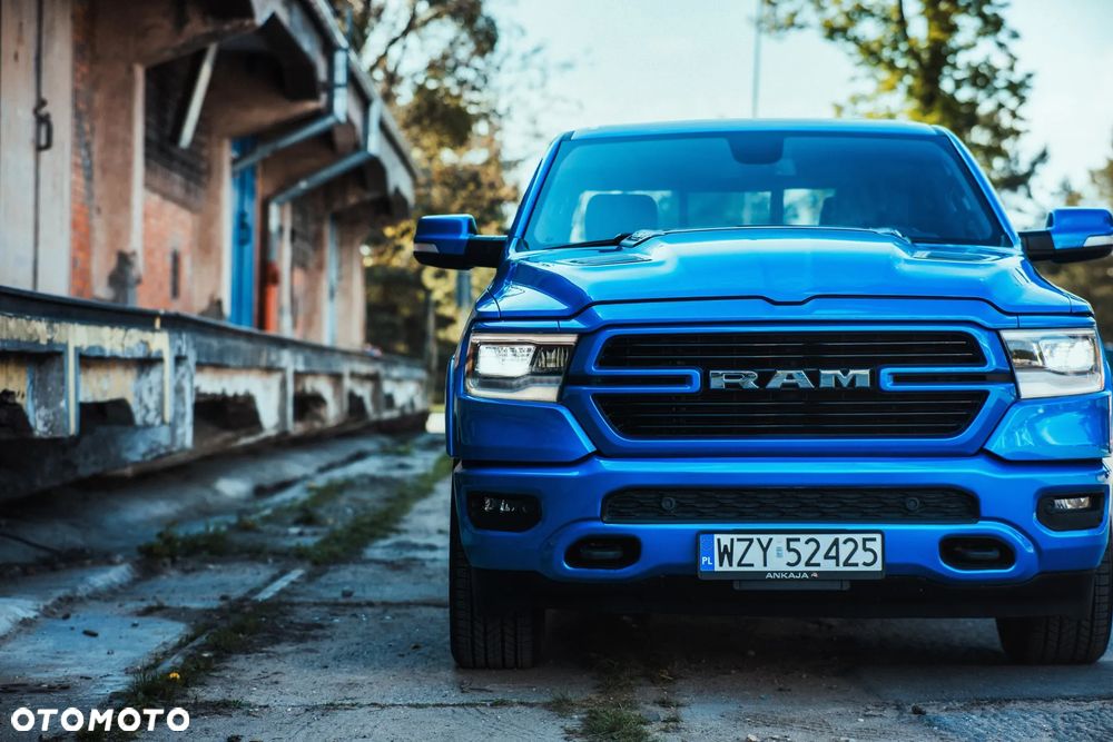 RAM 1500 Crew Cab Laramie - 22