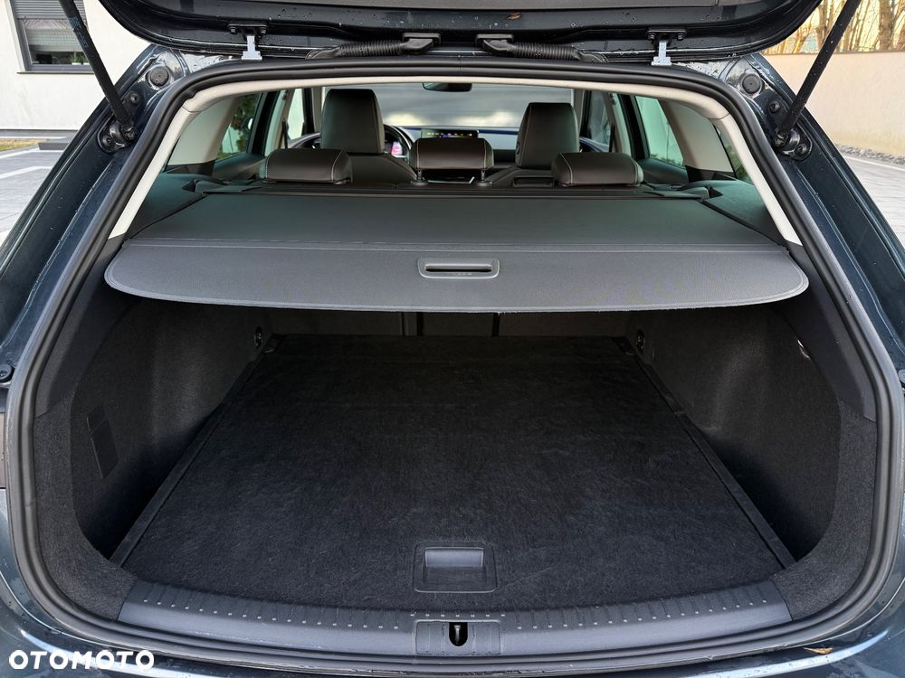 Seat Leon Sportstourer 2.0 TDI DPF DSG Xcellence - 31