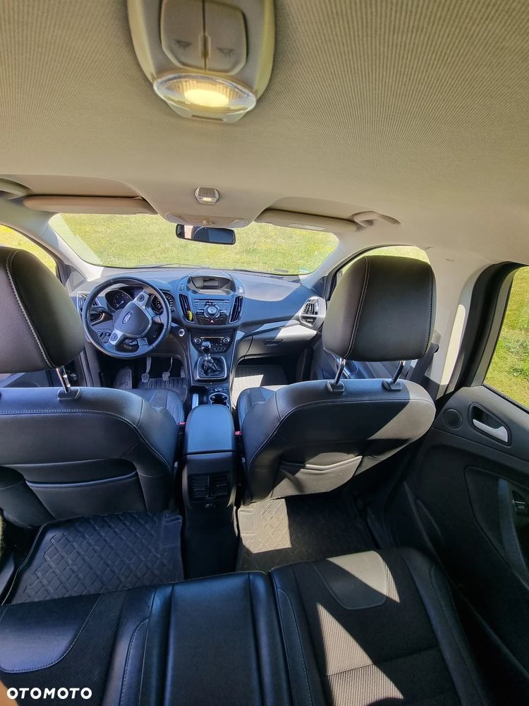 Ford Kuga ver-2-0-tdci-fwd-titanium - 12