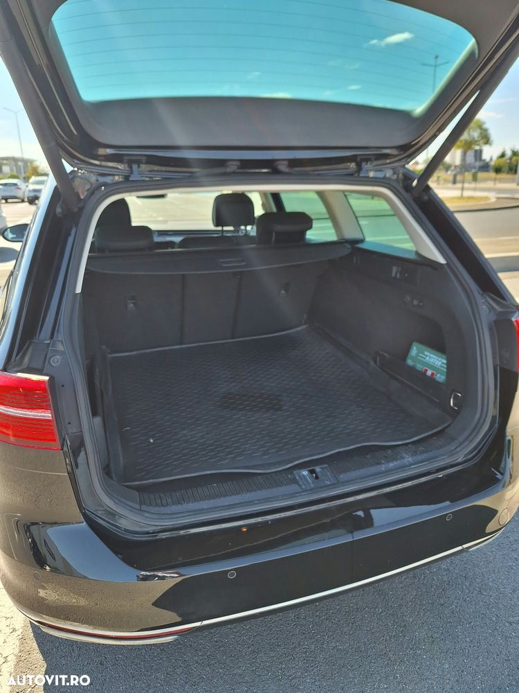 Volkswagen Passat - 15