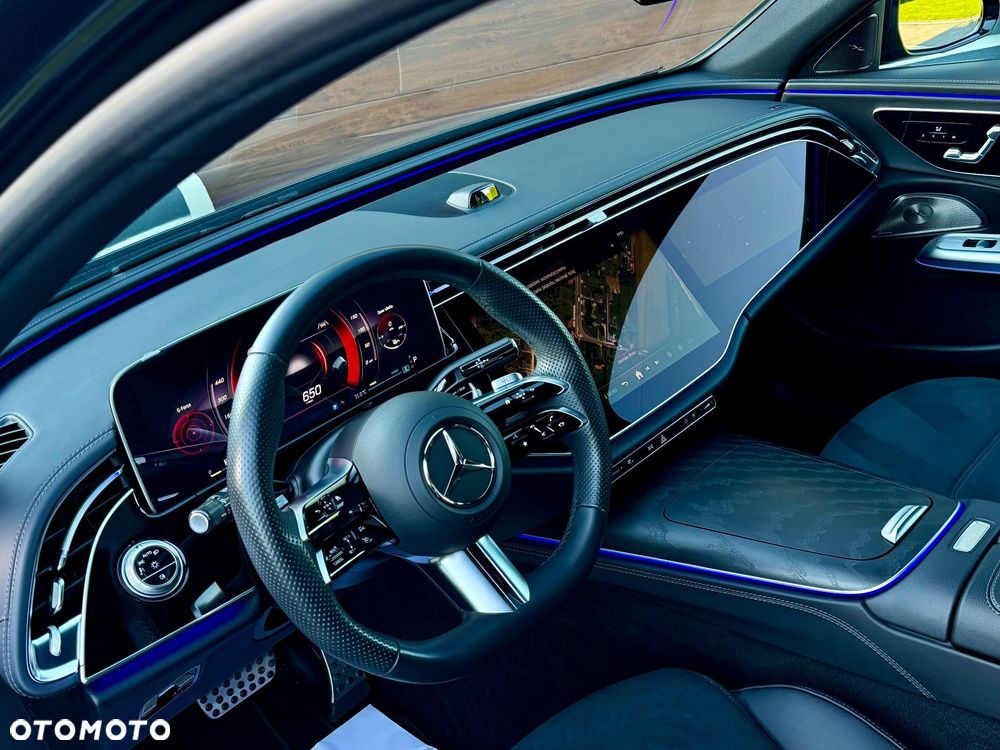 Mercedes-Benz Klasa E 220 d mHEV 4-Matic AMG 9G-Tronic - 31