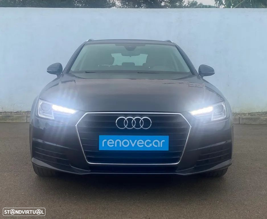 Audi A4 Avant 2.0 TDI Advance S tronic - 3