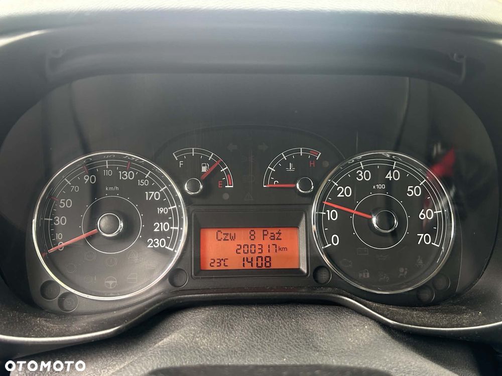 Fiat Grande Punto 1.4 16V Active - 6