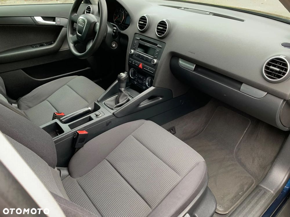 Audi A3 Sportback - 15