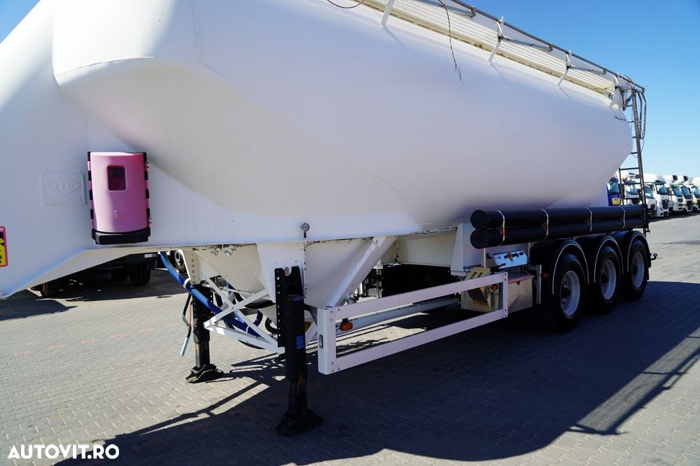 Feldbinder / CEMENTONACZEPA / 5 KOMÓR / 40 000 L / SILOS / ALUFELGI - 10