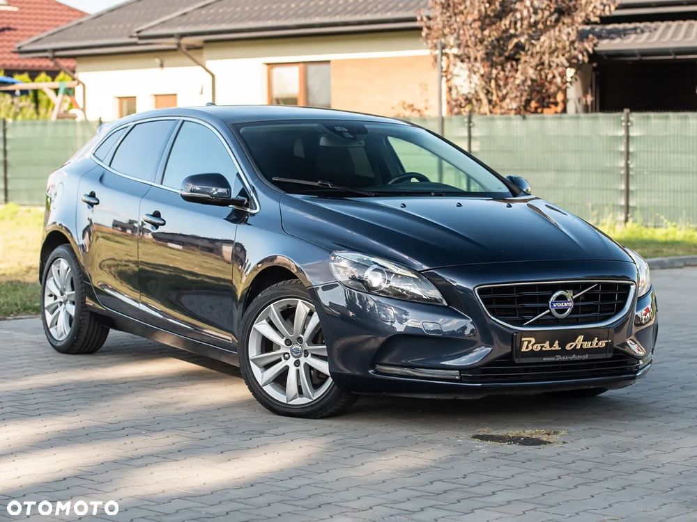 Volvo V40 D3 Geartronic Summum - 1