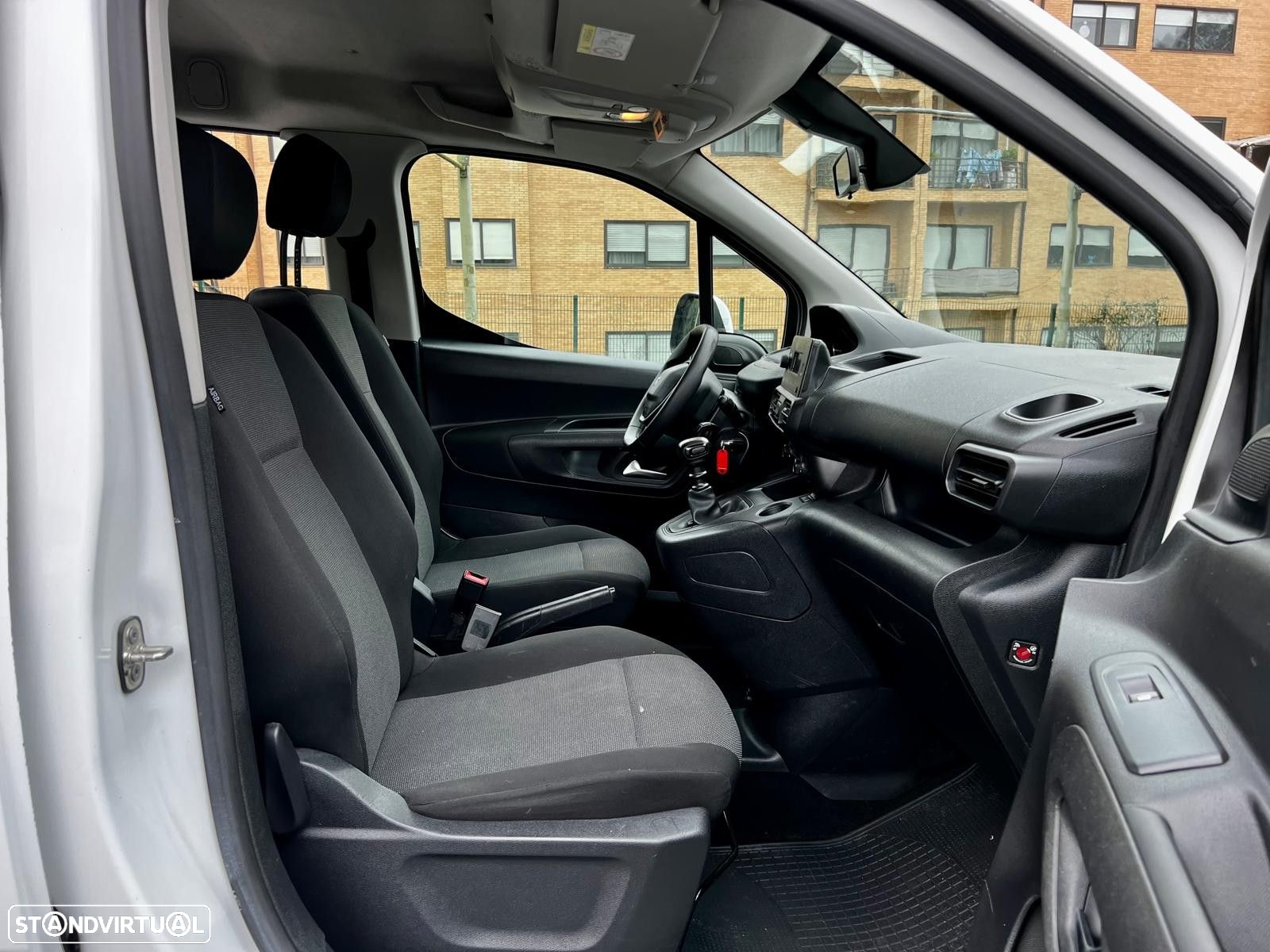 Peugeot Rifter 1.5 BlueHDi Active - 9
