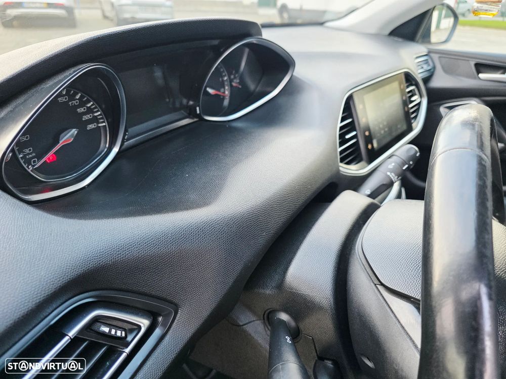 Peugeot 308 SW 1.6 e-HDi Allure - 13