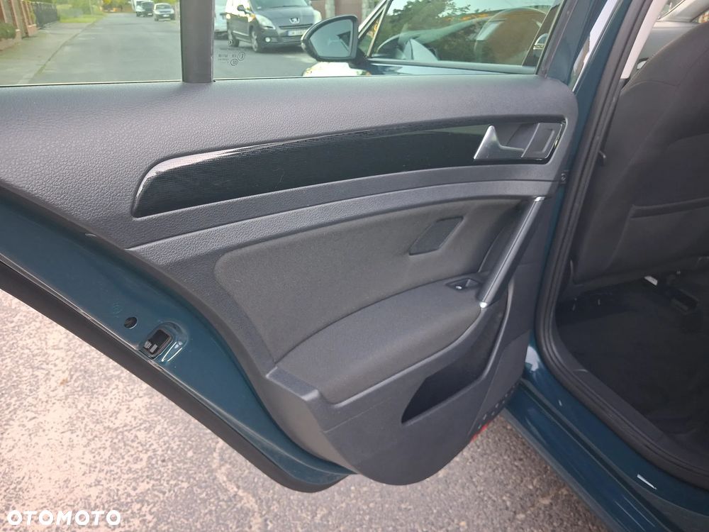 Volkswagen Golf 1.4 TSI BMT Comfortline - 13