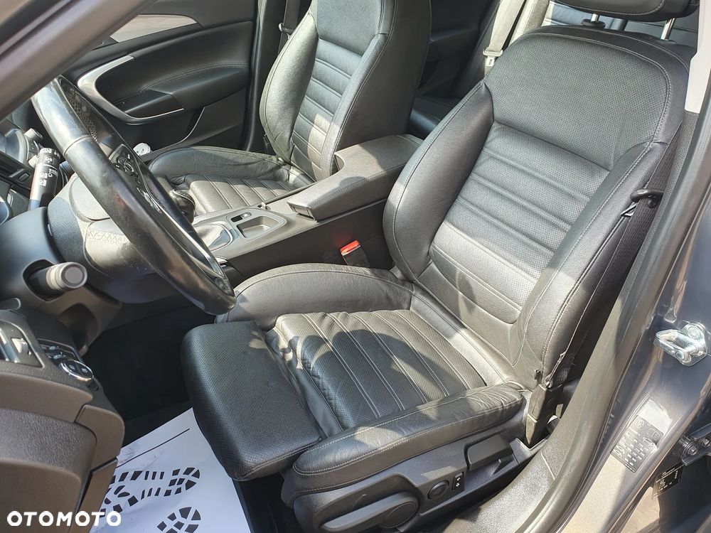 Opel Insignia - 28