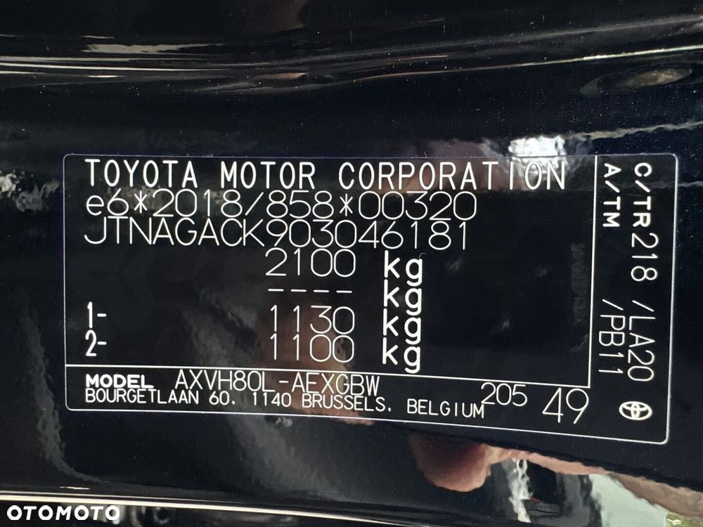 Toyota Camry - 31