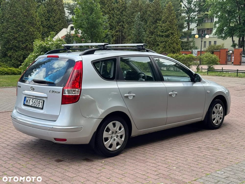 Hyundai i30 1.6 Comfort - 14