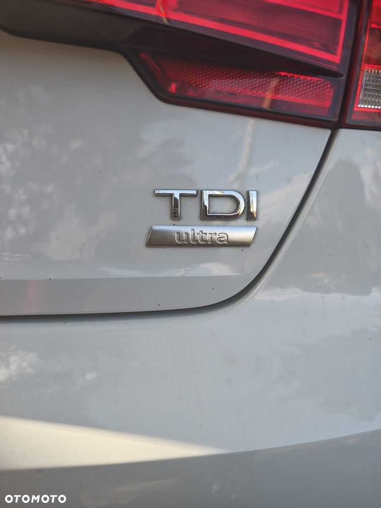 Audi A4 Limousine 2.0 TDI ultra S tronic - 9