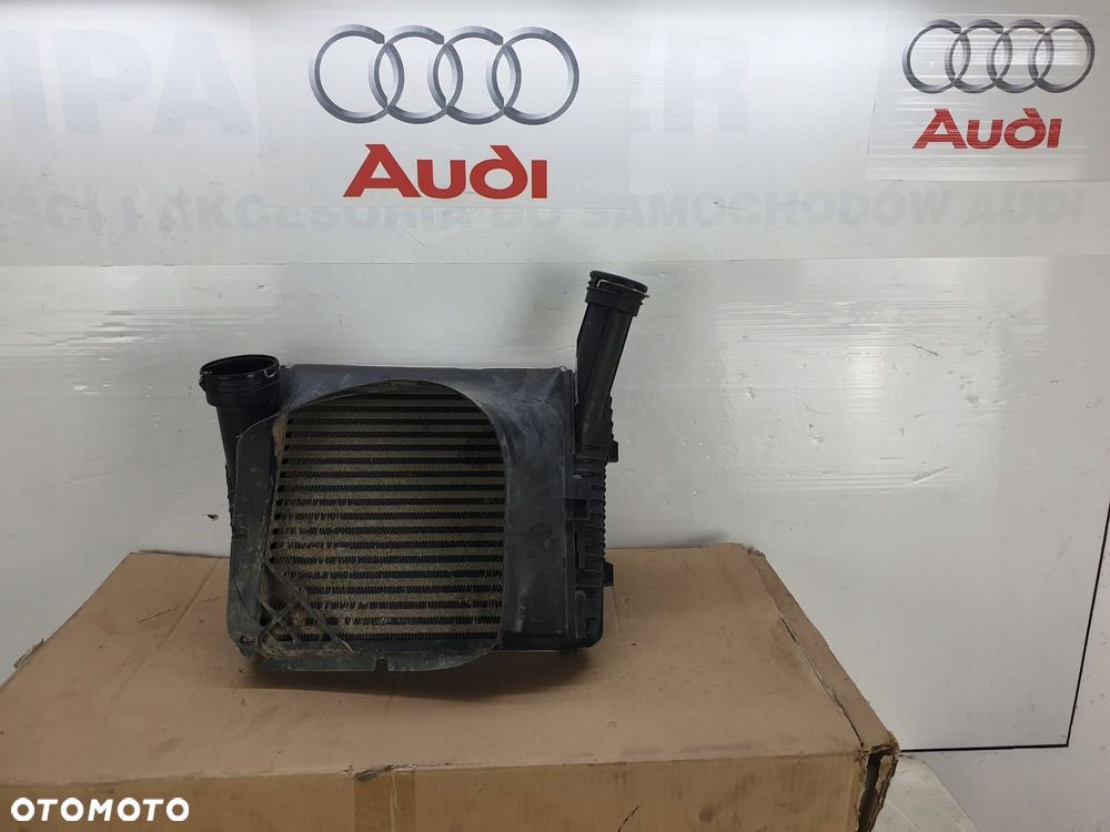 CHŁODNICA INTERCOOREK TURBO AUDI Q7 TOUAREG CAYENE ORYGINAŁ OE - 5