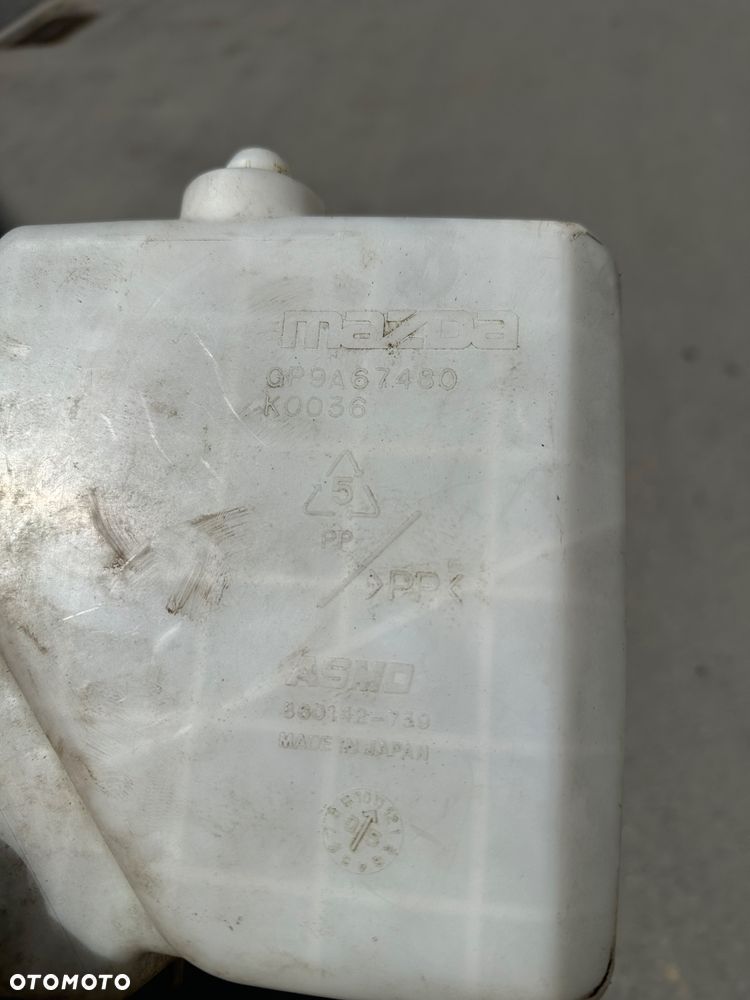 Zbiornik płynu do spryskiwaczy Mazda 6 2002-2008 - 2