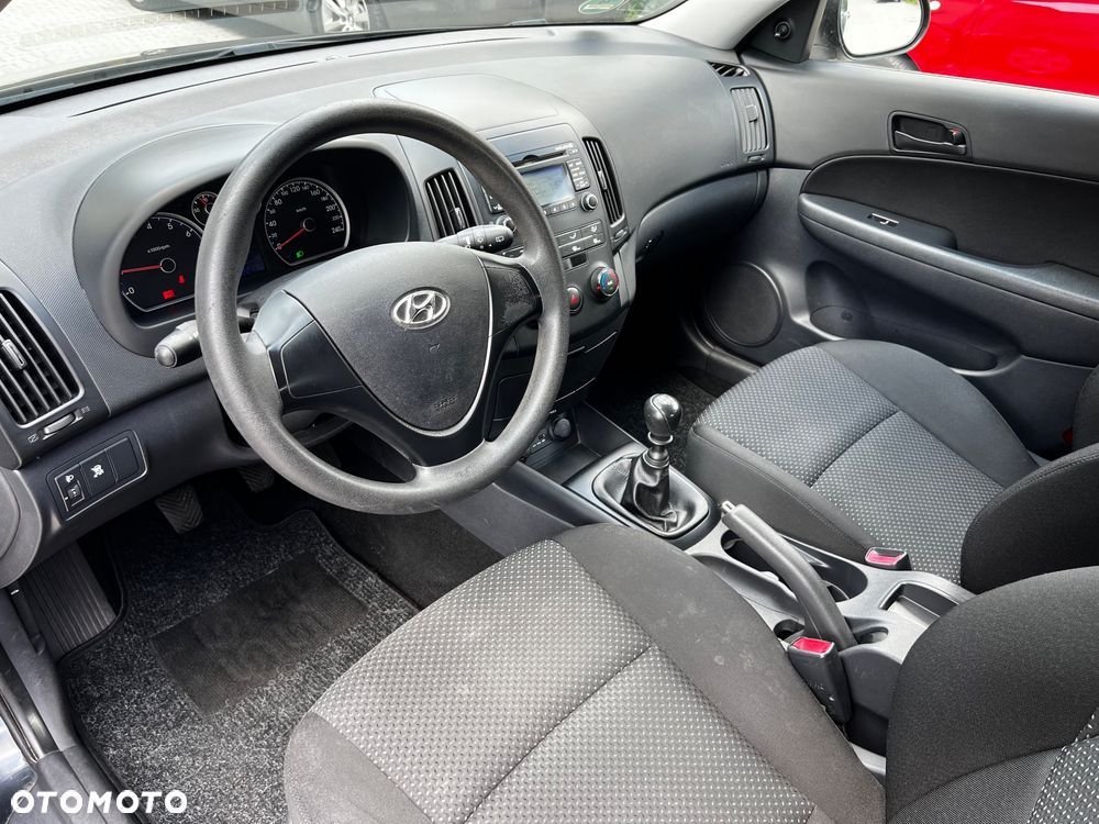 Hyundai i30 1.4 Classic + - 13