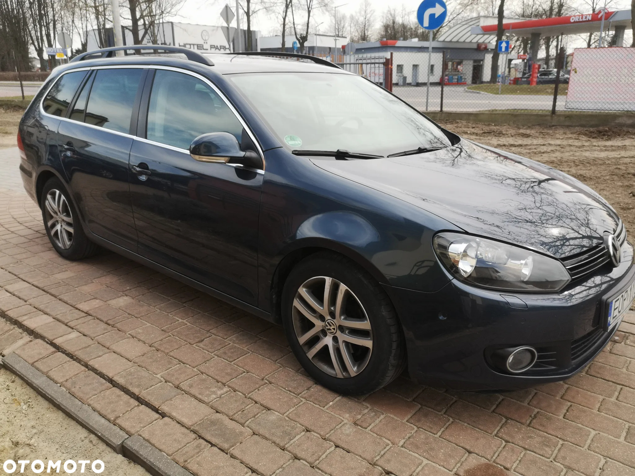 Volkswagen Golf VI 1.6 TDI Highline - 9