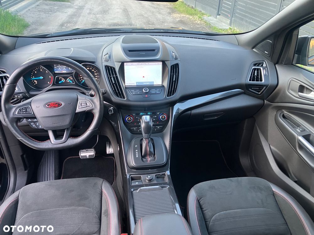 Ford Kuga 2.0 TDCi 4x4 ST-Line - 13