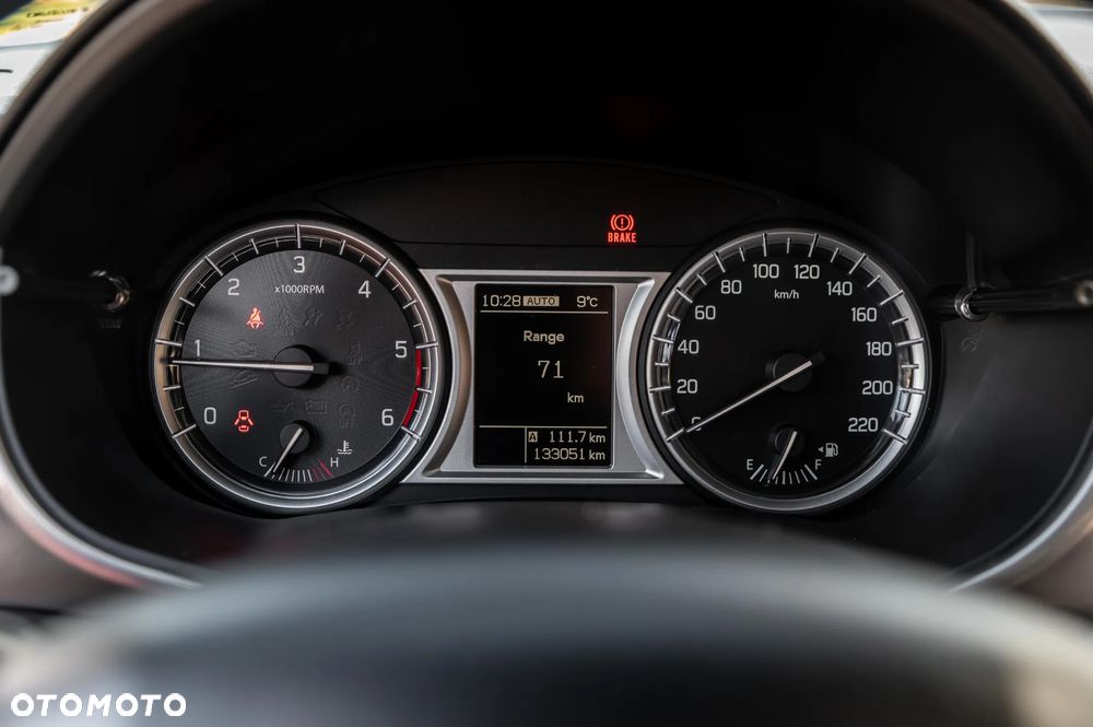 Suzuki Vitara 1.6 DDiS (4x4) Allgrip Comfort+ - 25