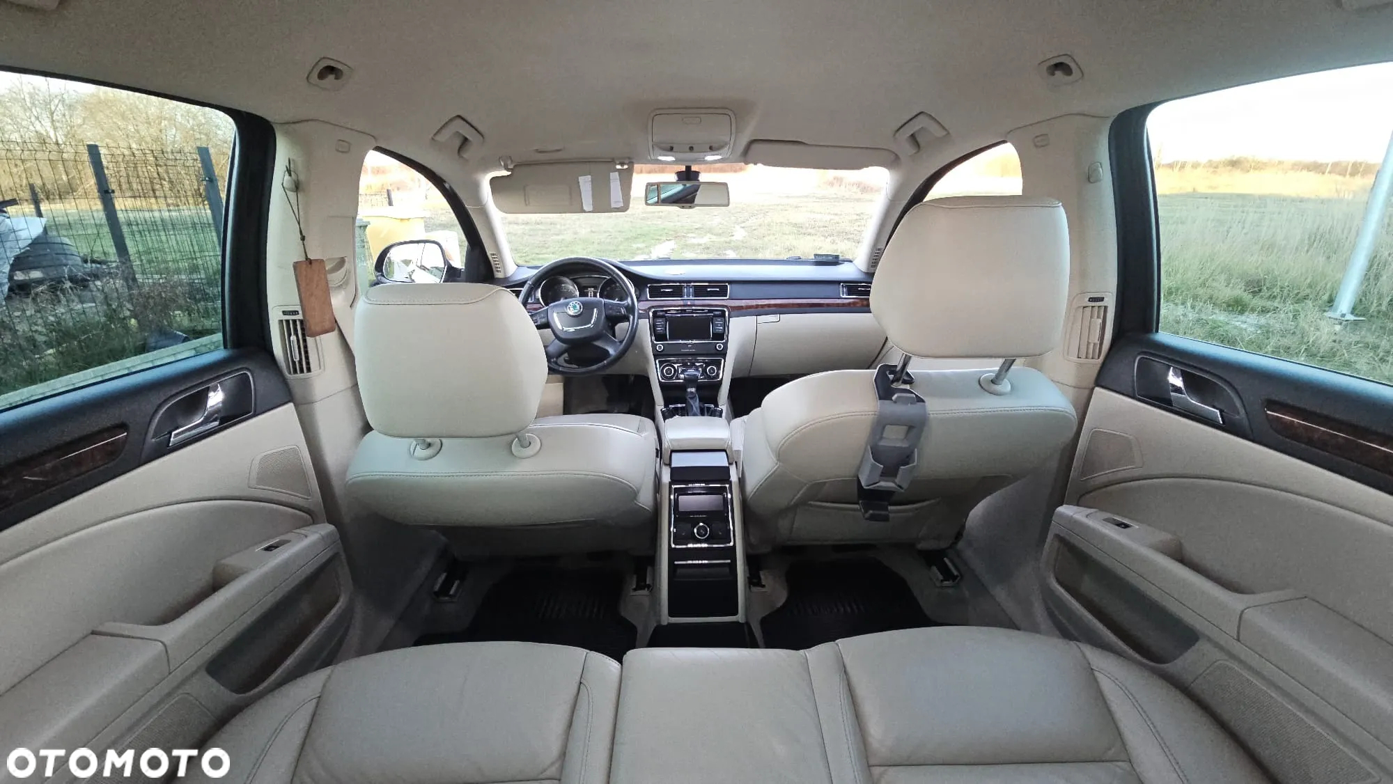 Skoda Superb 1.8 TSI Elegance DSG - 10