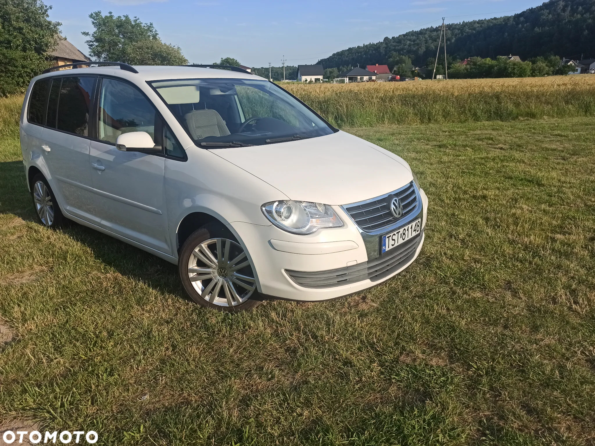 Volkswagen Touran - 4