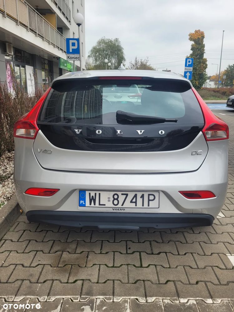 Volvo V40 D2 - 8
