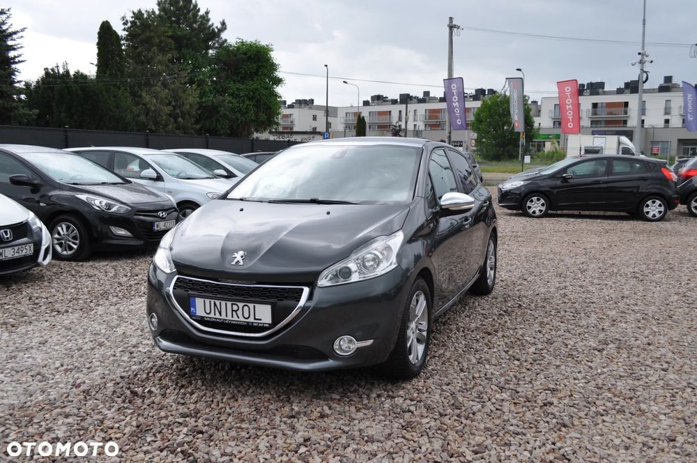Peugeot 208 1.2 VTi Allure - 2