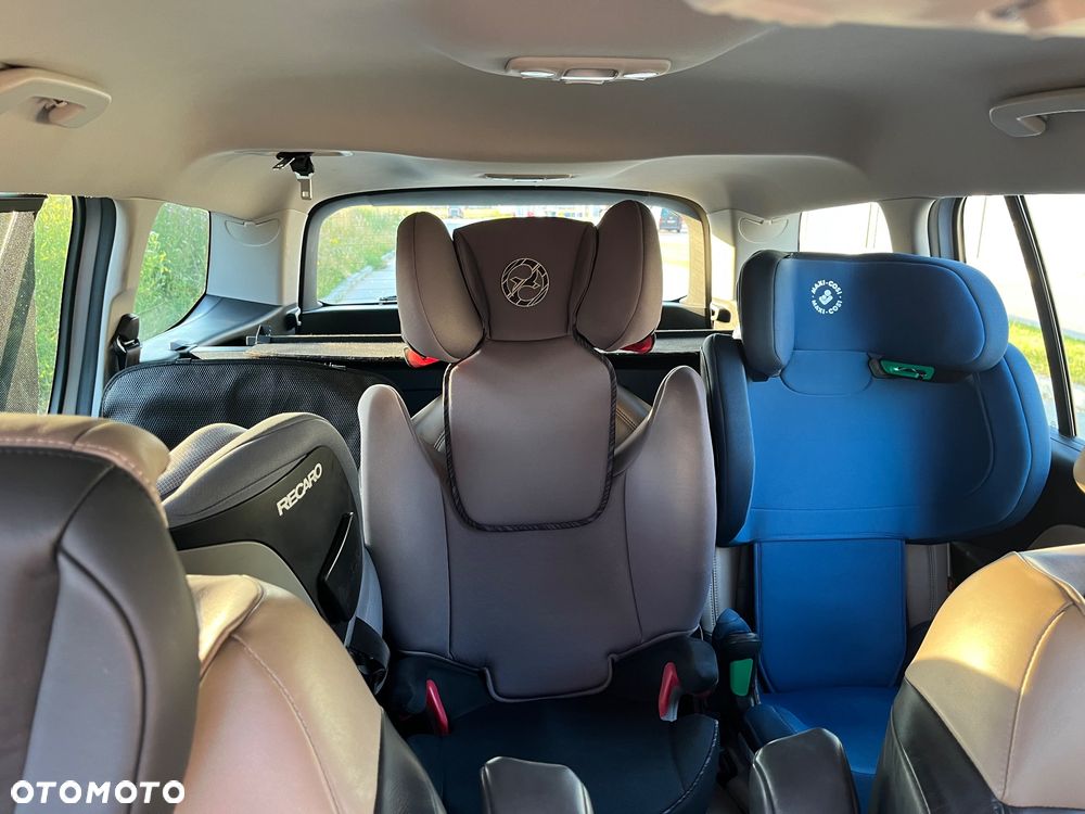 Citroën C4 Grand Picasso - 11