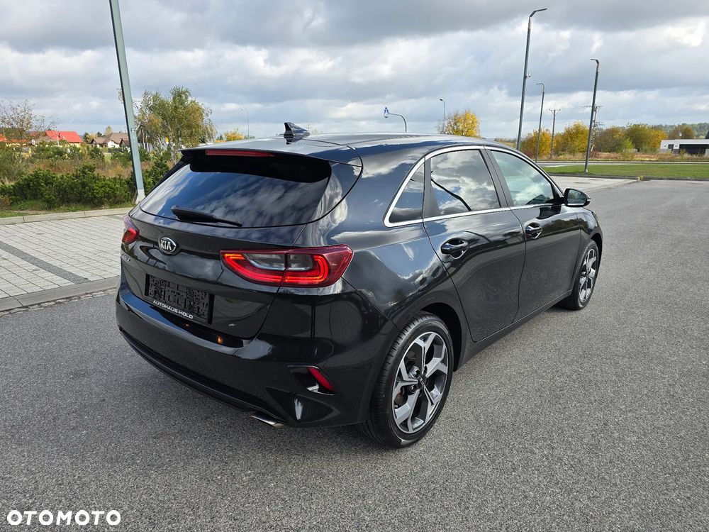 Kia Ceed - 29