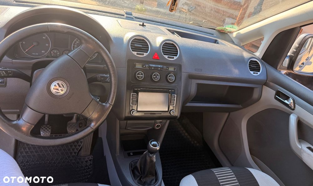 Volkswagen Caddy Life - 10