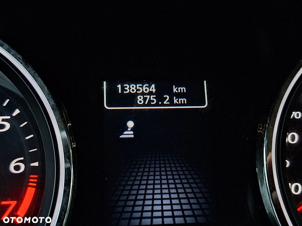 Renault Latitude 2.0 Privilege Etanol - 23