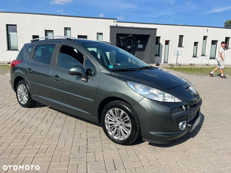 Peugeot 207 1.4 16V Trendy - 24