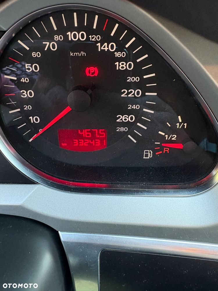 Audi A6 Avant 3.0 TDI DPF quattro - 10