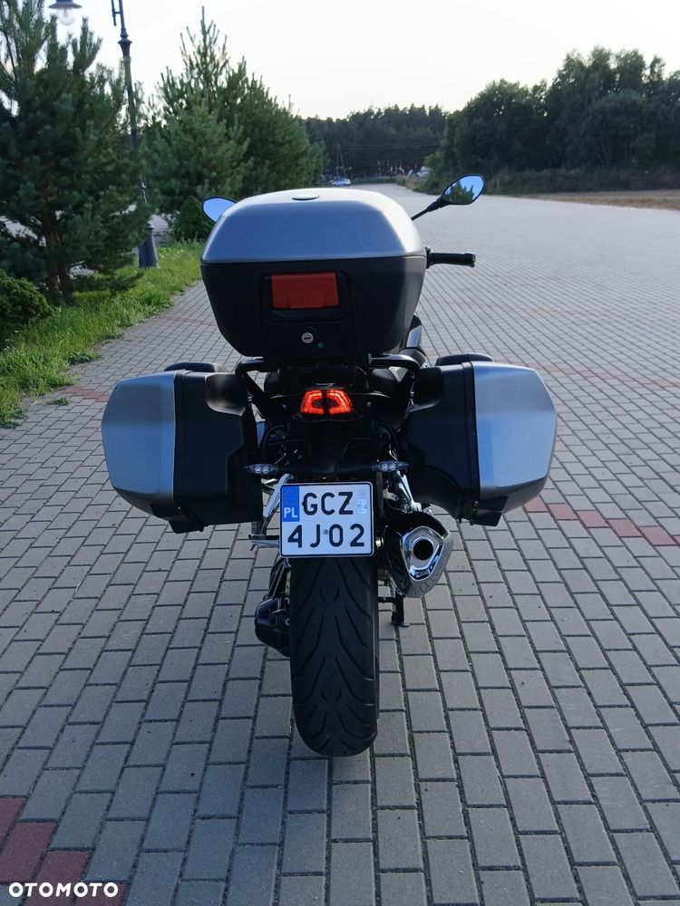 BMW R - 16
